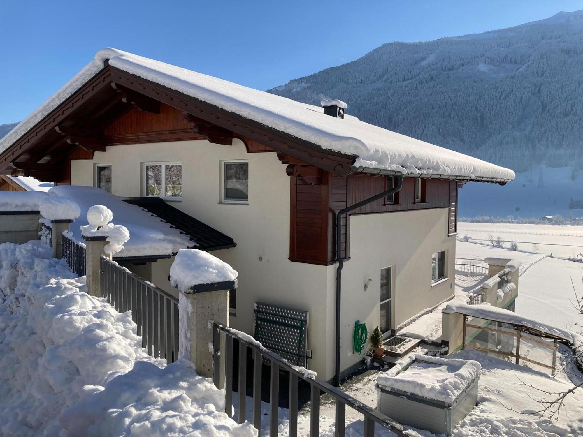 Holiday Apartment In Pinzgau With A Large Terrace 미테르질 외부 사진